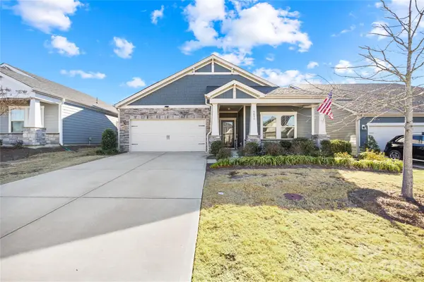 5098 Turtle Creek Drive, Denver, NC 28037