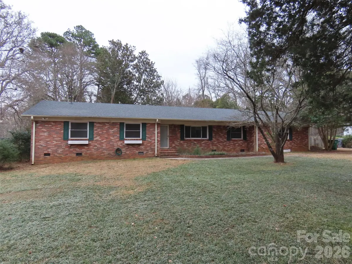 7636 Michael Drive, Charlotte, NC 28215 - Image #1