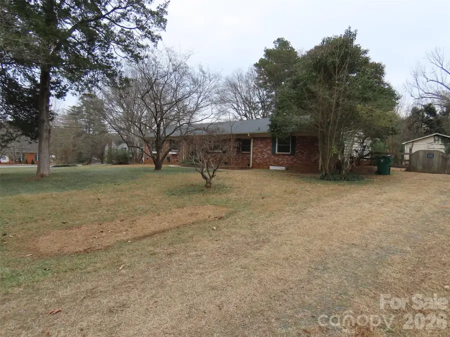 7636 Michael Drive, Charlotte, NC 28215 - Image #3