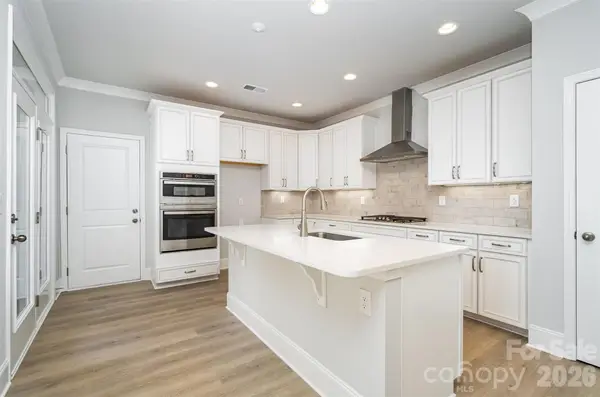 10215 Rainier Trail Drive Nw, Huntersville, NC 28078