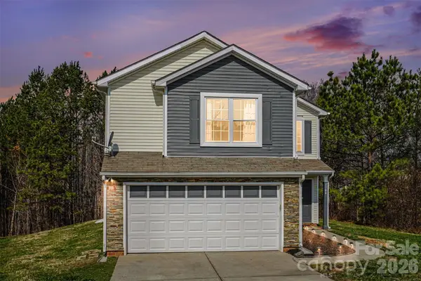 1106 Vine Cliff Lane, Charlotte, NC 28214