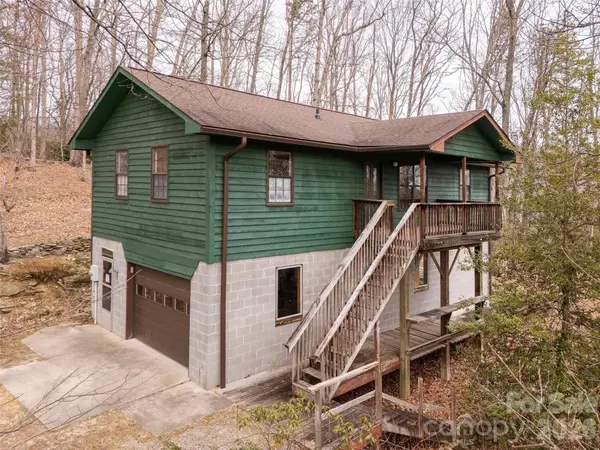 752 Burnside Trail #32, Hendersonville, NC 28792