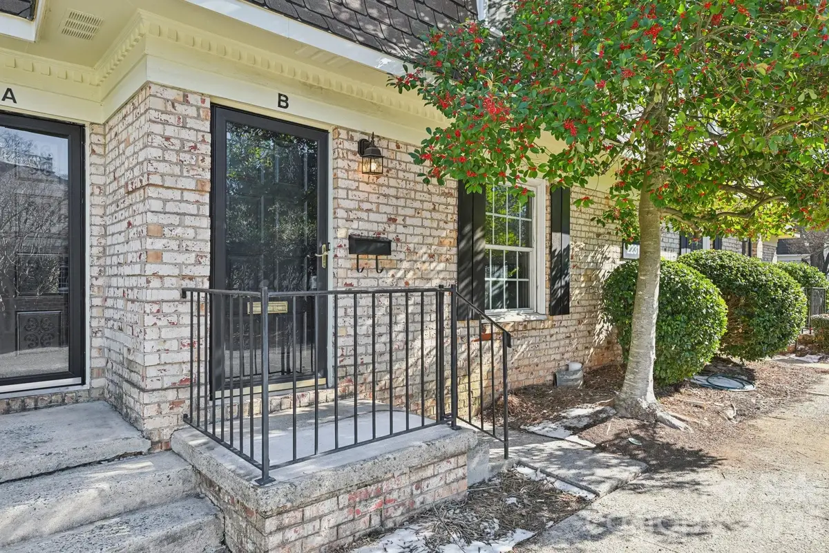 2231 Rexford Road #B, Charlotte, NC 28211 - Image #1