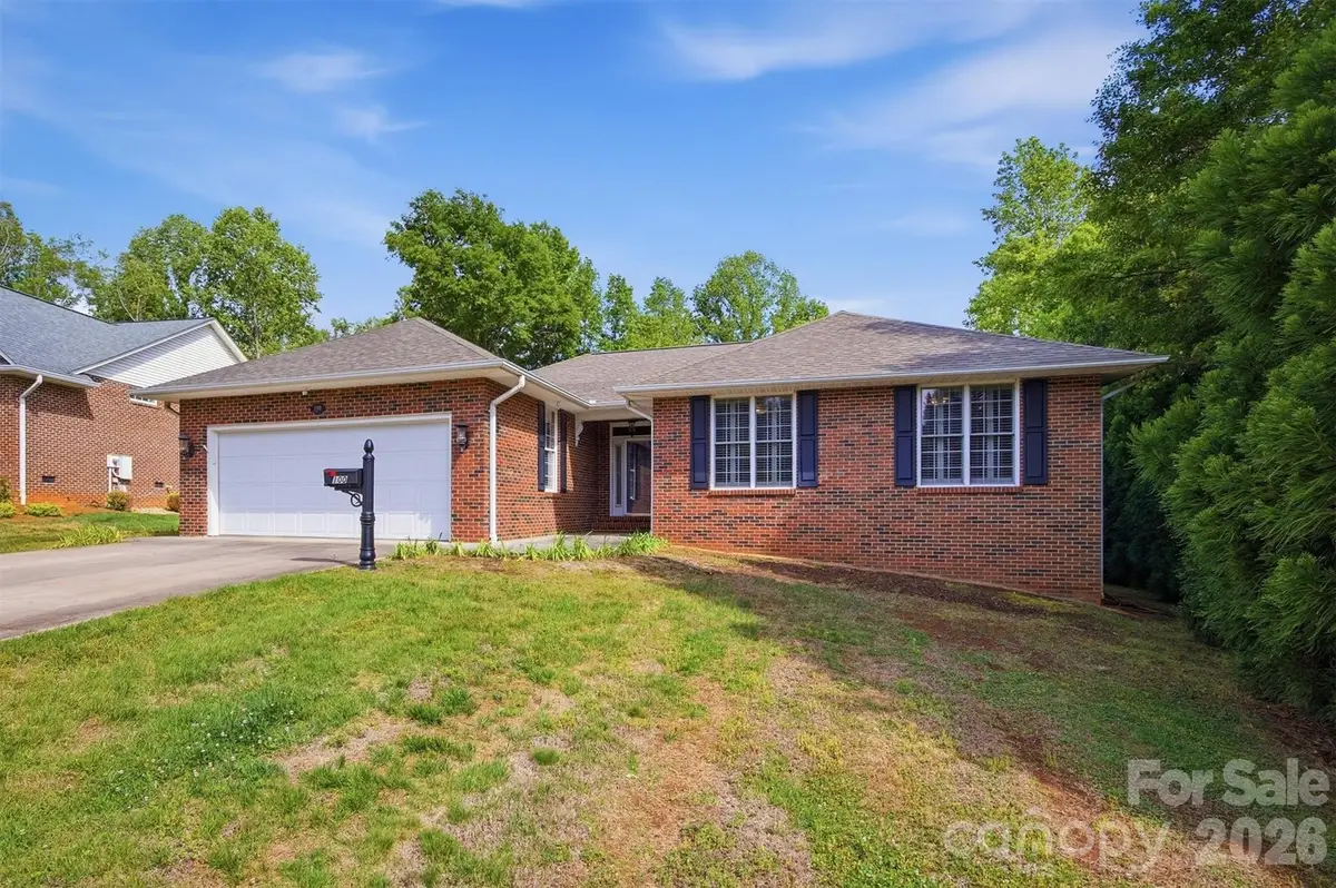 100 Crosscreek Drive, Morganton, NC 28655 - #1