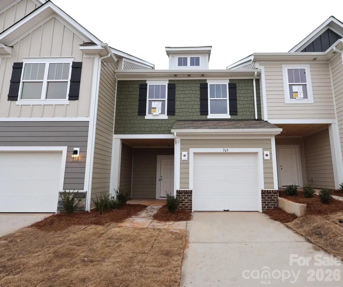 769 Kitfox Drive Nw, Concord, NC 28027 - Image #1