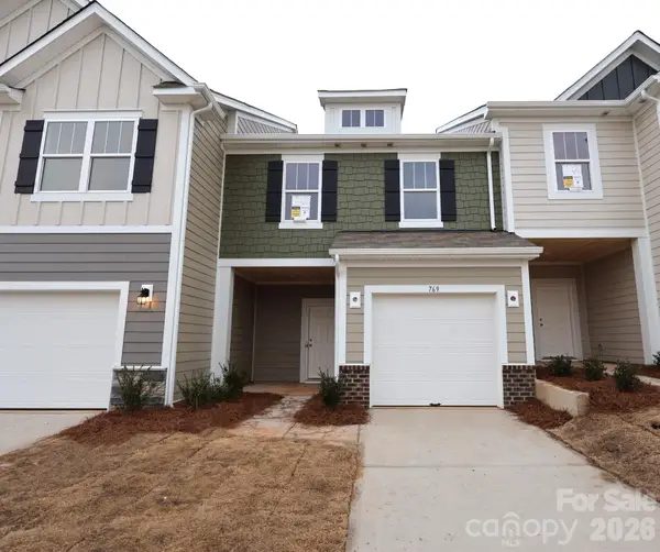 769 Kitfox Drive Nw, Concord, NC 28027