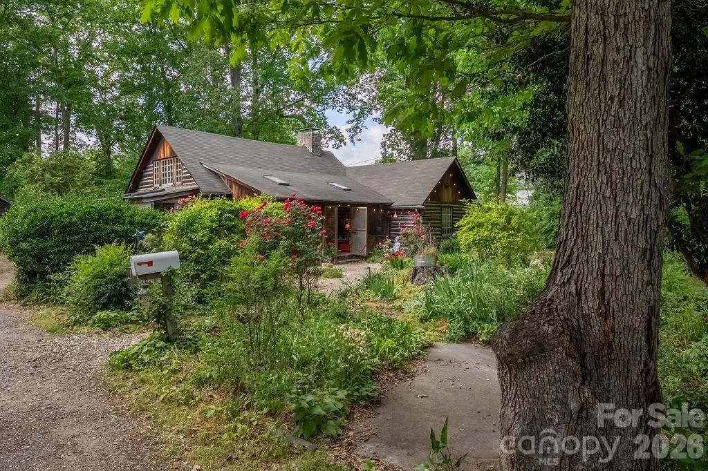 2107 Mandarin Boulevard, Charlotte, NC 28205 - #1