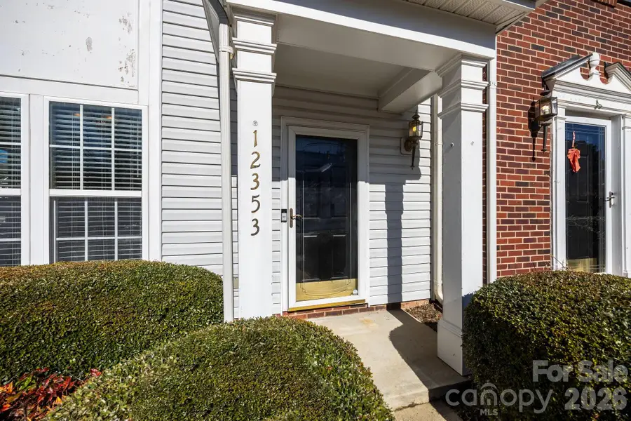 12353 Jessica Place, Charlotte, NC 28269 - Image #3