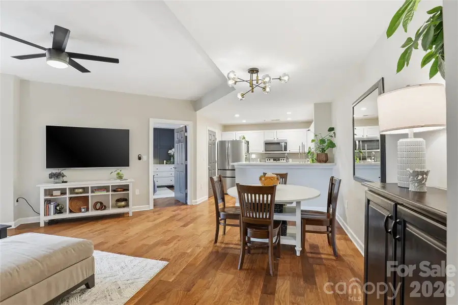 718 W Trade Street #305, Charlotte, NC 28202 - Image #3