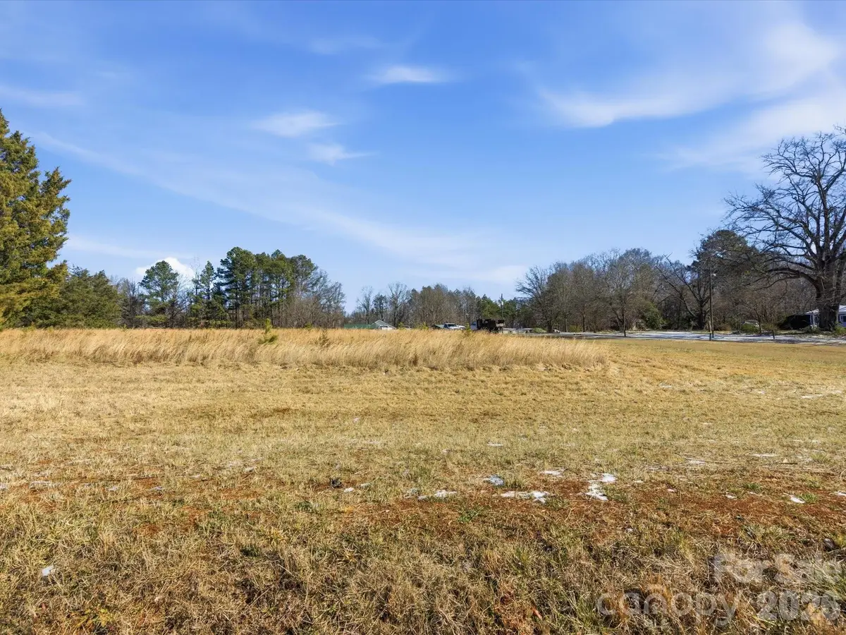 5822 Oakridge Road, Clover, SC 29710 - Image #1