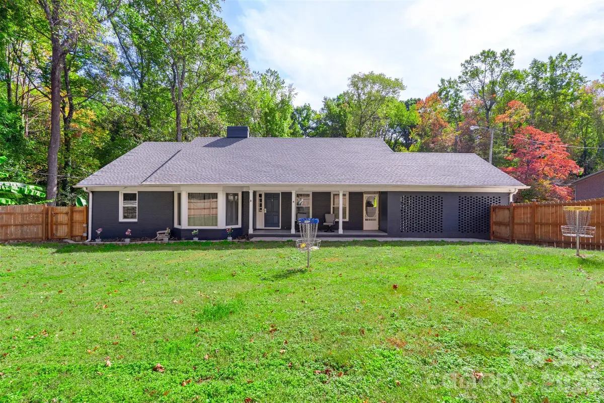 2221 Glenwood Drive, Gastonia, NC 28054 - Image #1