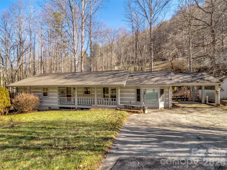 229 Medford Hannah Road, Waynesville, NC 28785 - Image #2