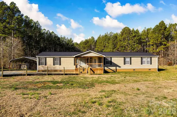 876 Mr Henry Road, Mocksville, NC 27028