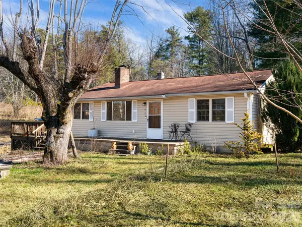 44 Presbyterian Church Road, Mills River, NC 28759