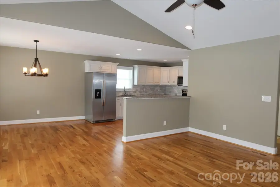 506 E Carpenter Street, Maiden, NC 28650 - Image #3