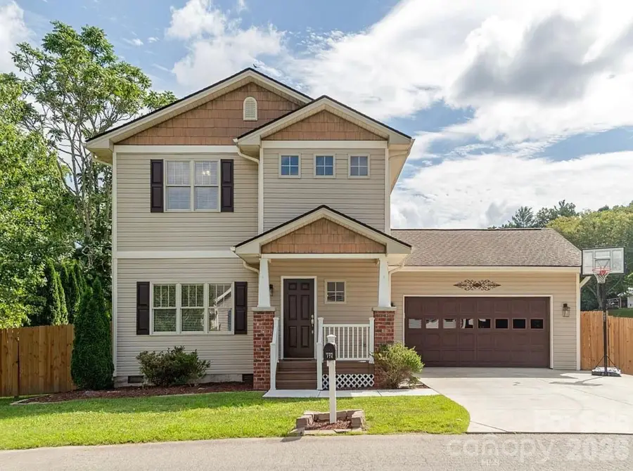 174 Springfield Meadow Drive, Etowah, NC 28729 - Image #2