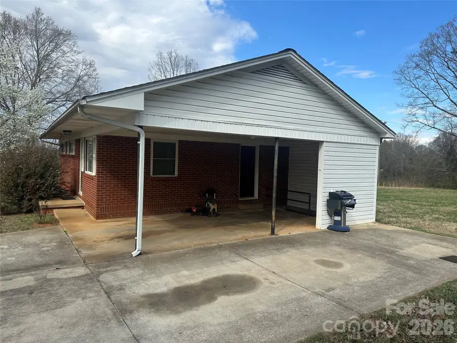 5164 Lavern Street #1, Conover, NC 28613 - #3