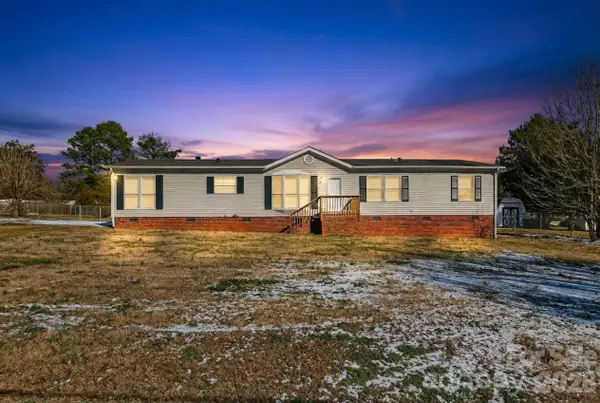 1118 Old Willis School Road, Dallas, NC 28034