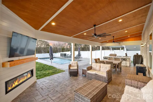 2441 Napa Terrace, Lake Wylie, SC 29710