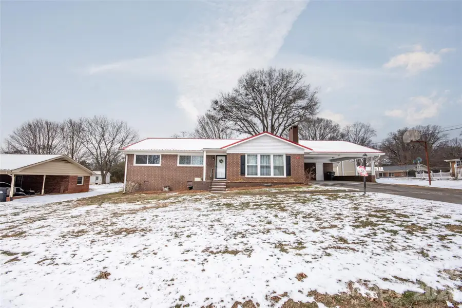 108 Robin Lane, Statesville, NC 28677 - Image #2