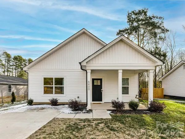 6400 Carver Boulevard, Charlotte, NC 28269