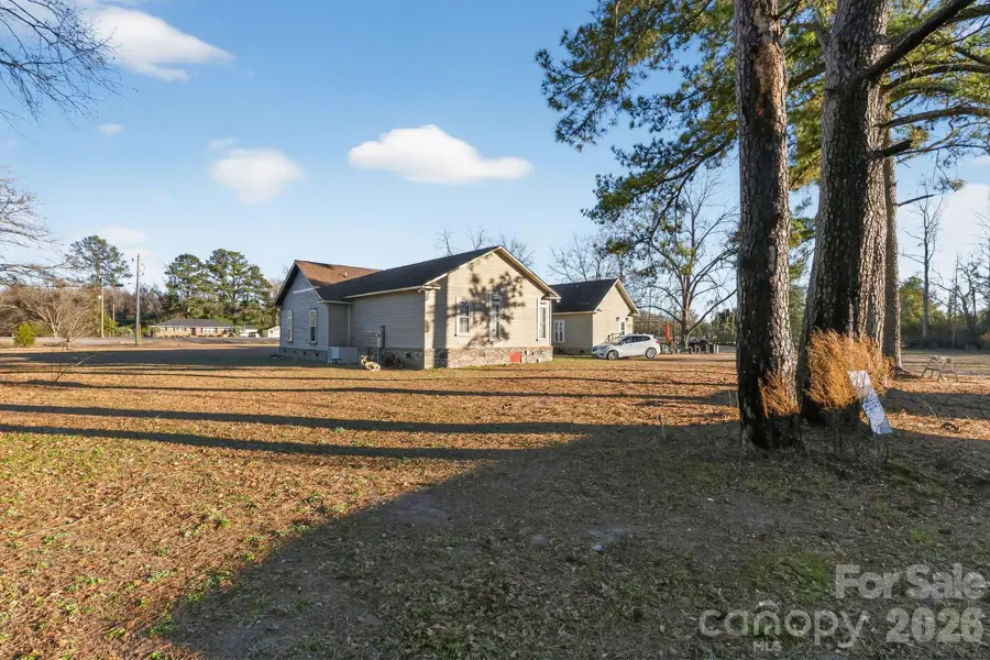2420 N Governor Williams Highway, Darlington, SC 29540 - #3