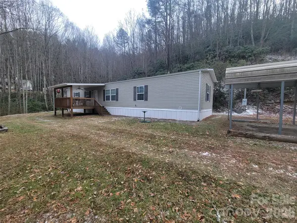 859 Big Cove Road, Waynesville, NC 28786