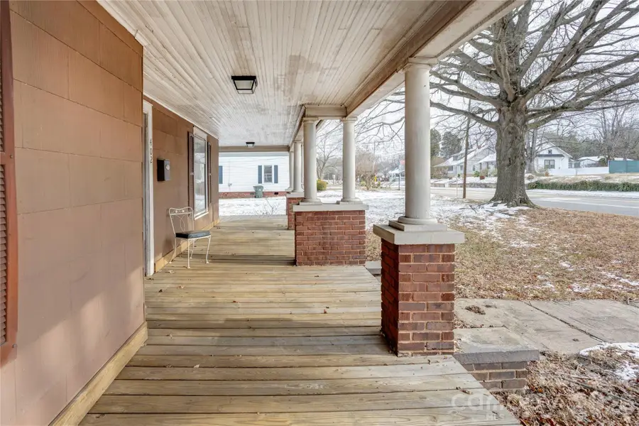 402 N Salisbury Avenue, Spencer, NC 28159 - Image #3