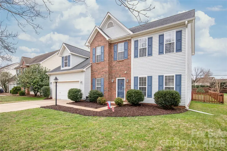 3943 Huntmeadow Drive, Charlotte, NC 28269 - #2