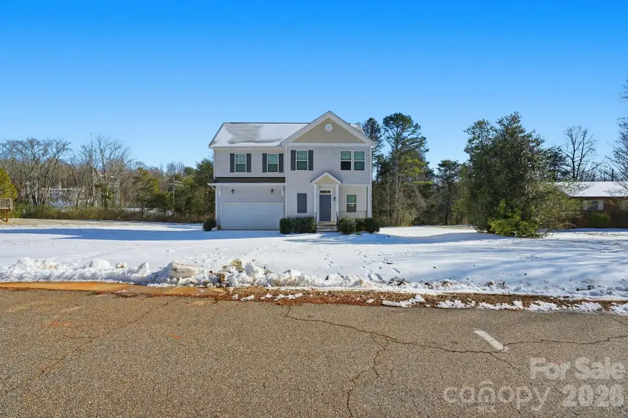 137 S Morvue Loop, Statesville, NC 28625 - Image #2
