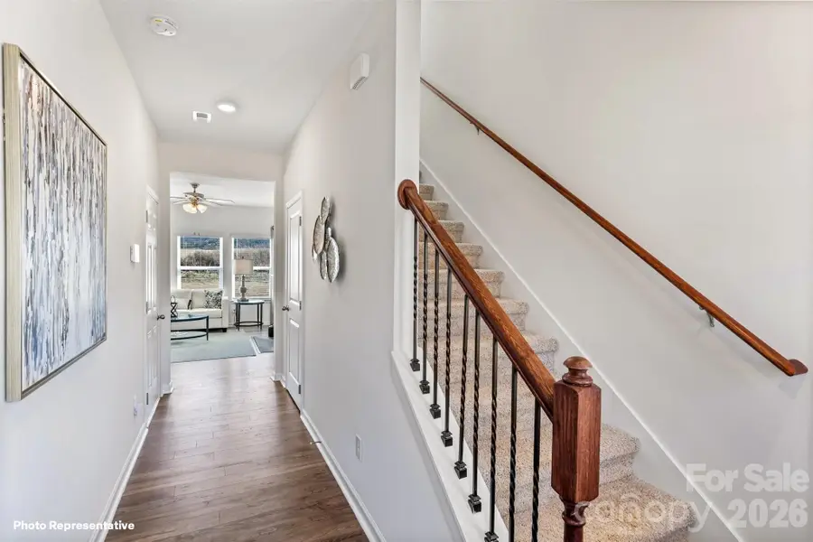 612 13th Avenue Drive Ne, Hickory, NC 28601 - Image #2