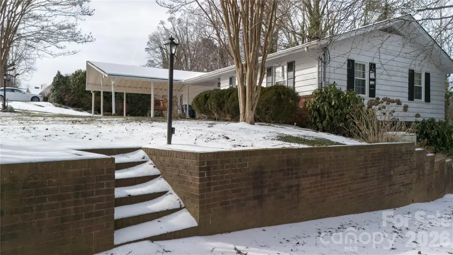 40 Forest Avenue, Granite Falls, NC 28630 - Image #2