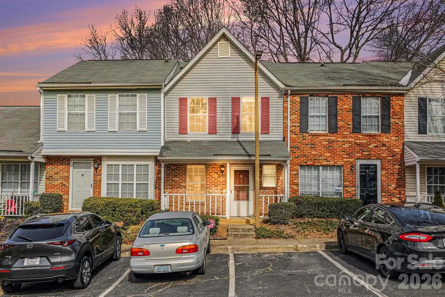 6227 Windsor Gate Lane, Charlotte, NC 28215 - Image #3