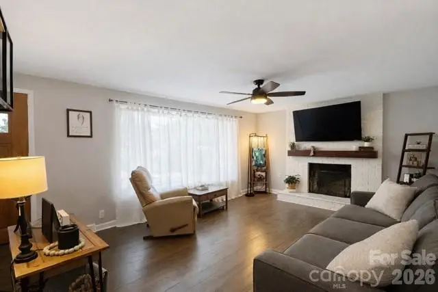 1130 27th Avenue Ne, Hickory, NC 28601 - Image #3