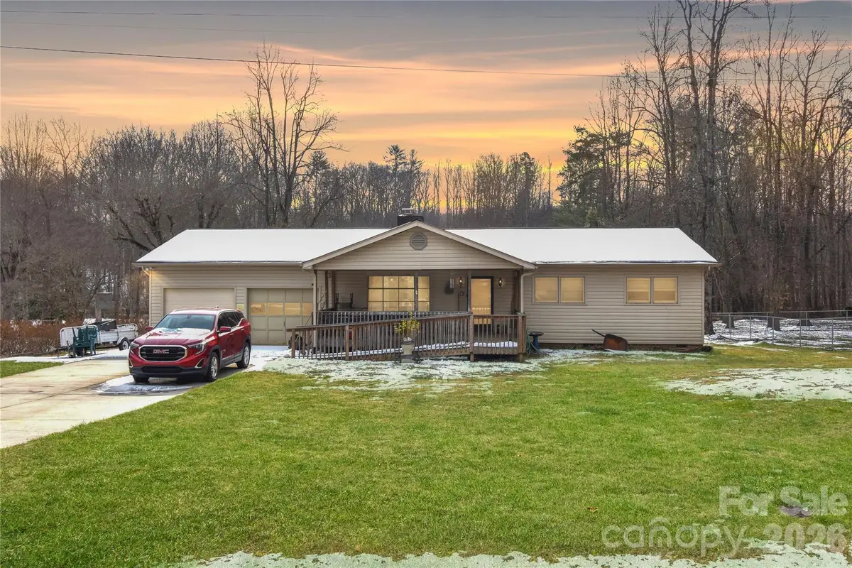 1292 Creekwood Drive, Morganton, NC 28655 - Image #1
