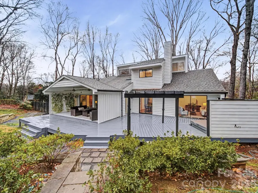 3911 Windwood Circle, Charlotte, NC 28226 - Image #2