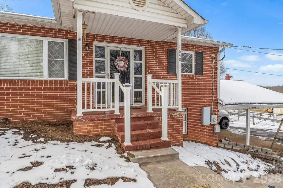 1640 W Nc 10 Highway, Newton, NC 28658 - #3