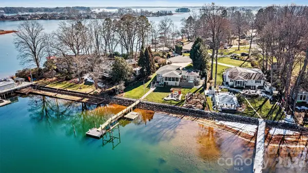 3267 Miners Cove Court, Denver, NC 28037