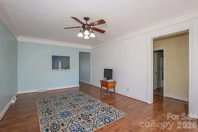 403 Sassafras Drive, Hendersonville, NC 28739 - Image #2