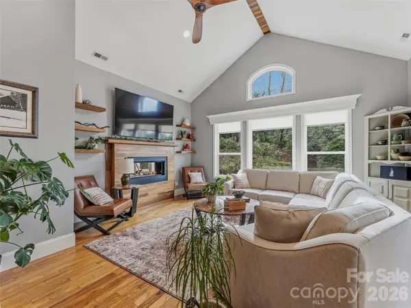 1442 Walnut Ridge Road, Brevard, NC 28712