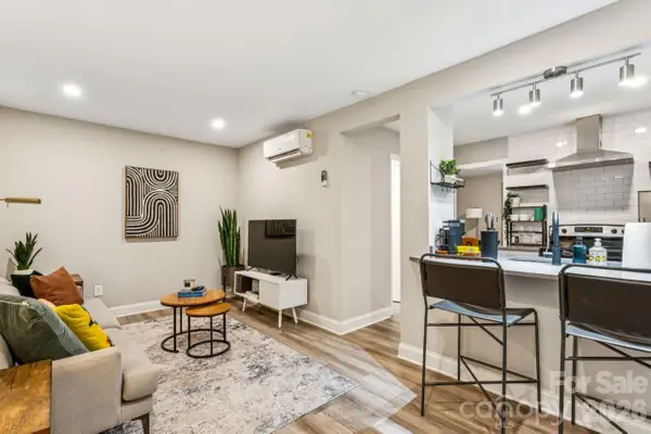 2000 Patio Court #119, Charlotte, NC 28205