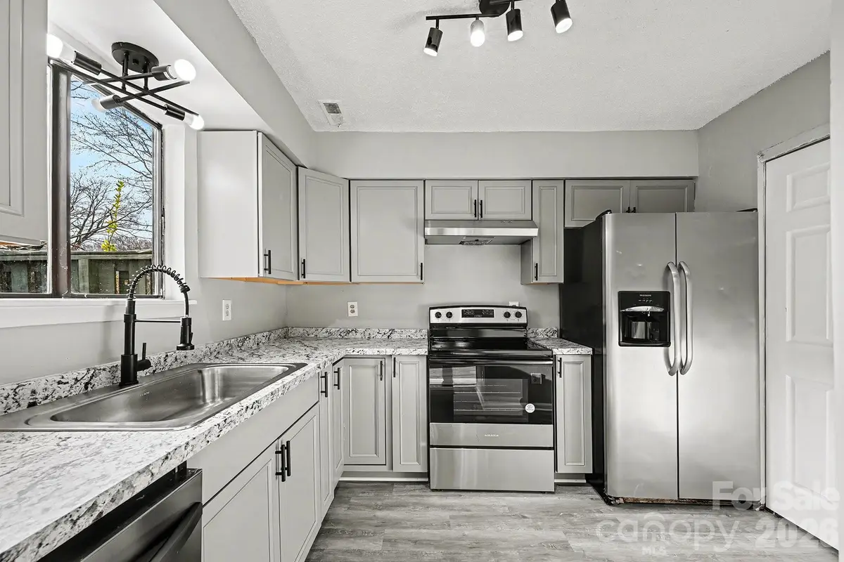 6134 Bent Tree Court, Charlotte, NC 28212 - #1