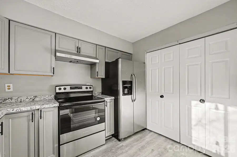 6134 Bent Tree Court, Charlotte, NC 28212 - #3