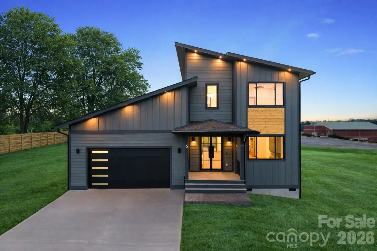 6 Scott Meadows Drive #33, Asheville, NC 28806 - #1