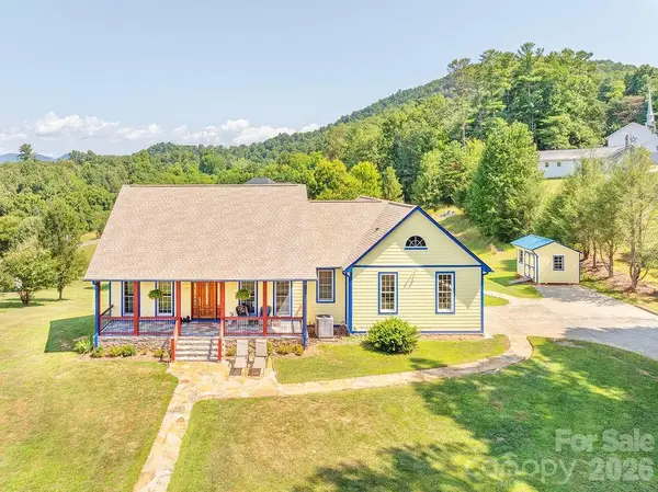 125 Ivy Meadows Drive, Weaverville, NC 28787