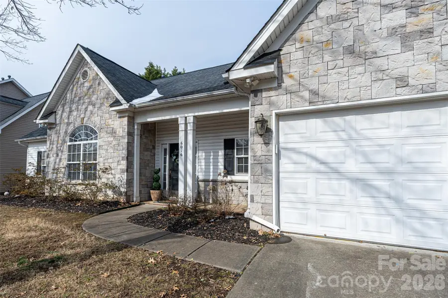 6016 Kirkwynd Commons Drive, Charlotte, NC 28278 - Image #3