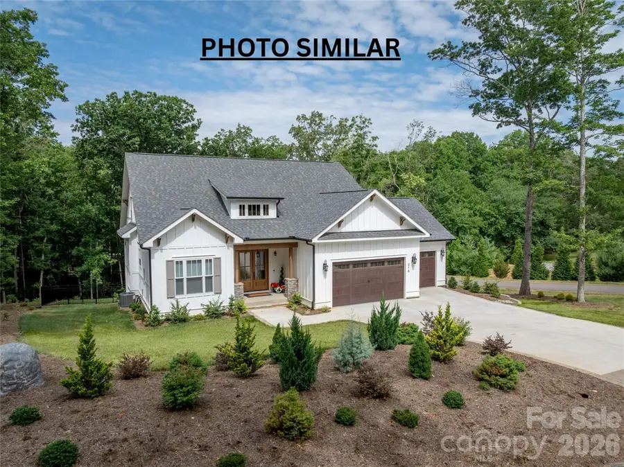 227 Northview Drive, Hendersonville, NC 28791 - Image #3