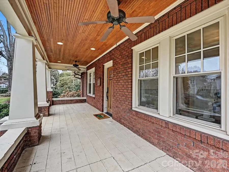 215 Circle Avenue, Charlotte, NC 28207 - Image #2