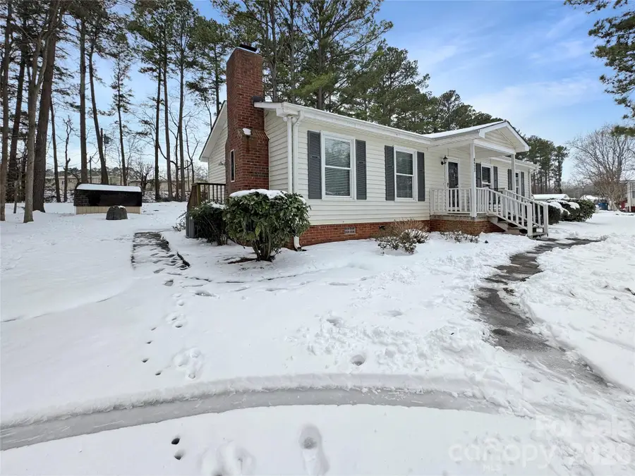 8923 Faires Road, Charlotte, NC 28215 - Image #2