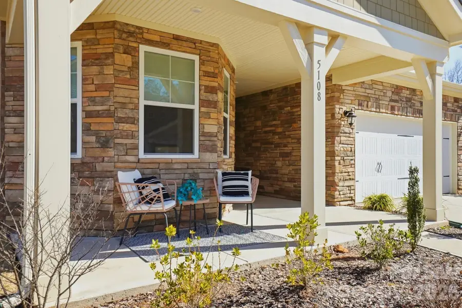 5108 Kinsbridge Drive, Charlotte, NC 28227 - #2